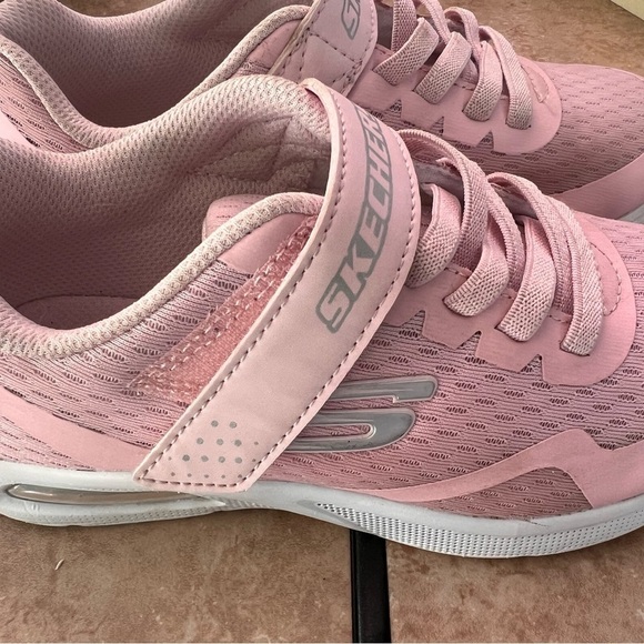 SKECHERS Girls Size 3 Sneakers with Elastic Shoelaces and Velcro Strap Pink - Picture 5 of 6